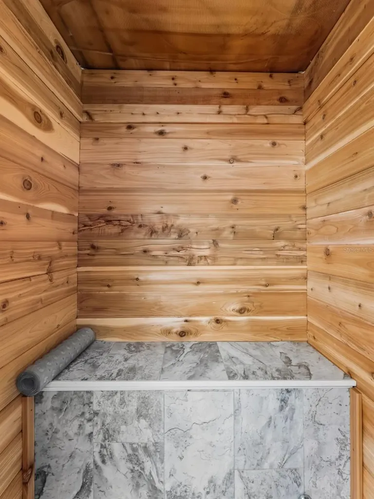 2611 Bayshore Boulevard Tampa FL 33629