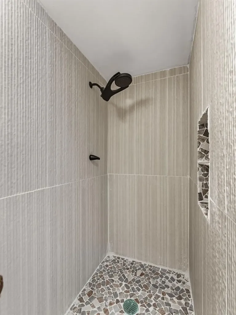 2611 Bayshore Boulevard Tampa FL 33629