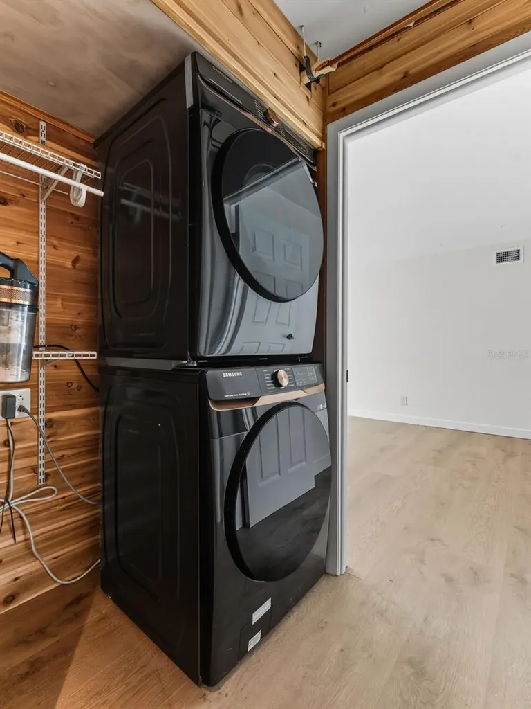 2611 Bayshore Boulevard Tampa FL 33629