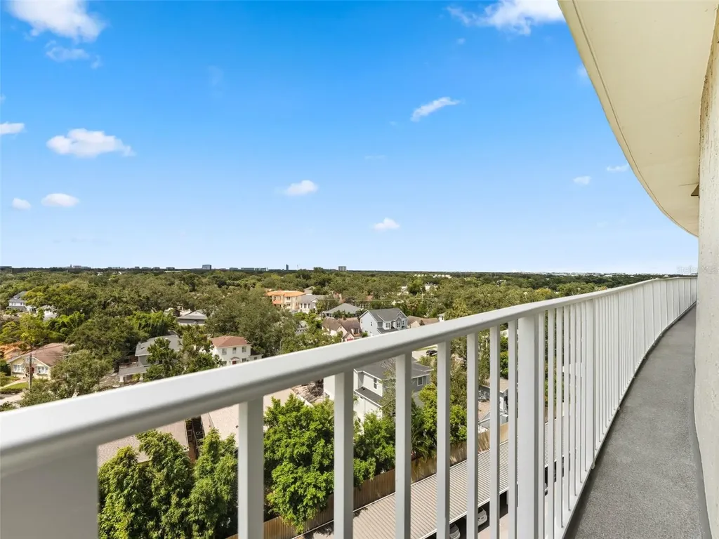 2611 Bayshore Boulevard Tampa FL 33629