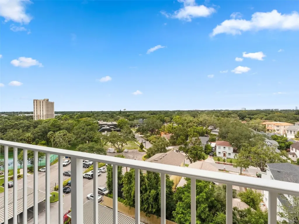 2611 Bayshore Boulevard Tampa FL 33629