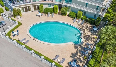 2611 Bayshore Boulevard Tampa FL 33629
