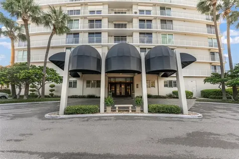2611 Bayshore Boulevard Tampa FL 33629