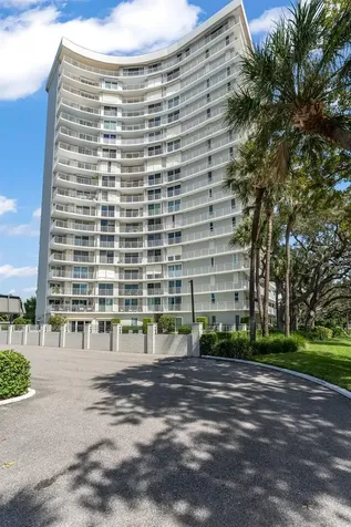 2611 Bayshore Boulevard Tampa FL 33629