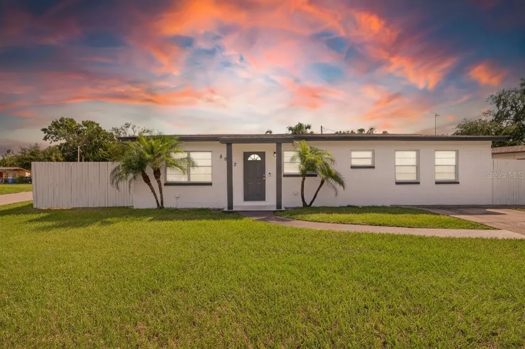 8002 Fernview Lane Tampa FL 33615