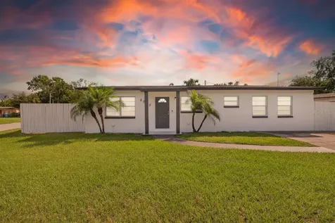 8002 Fernview Lane Tampa FL 33615