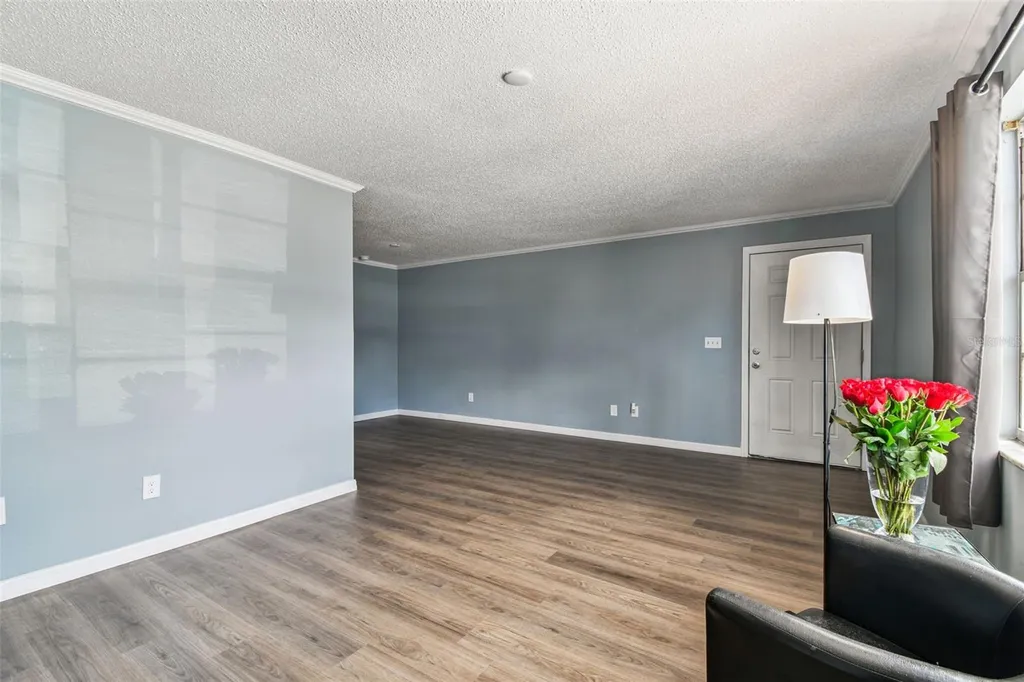 9115 Tudor Drive Tampa FL 33615