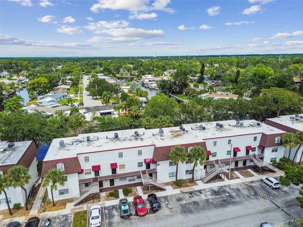 9115 Tudor Drive Tampa FL 33615