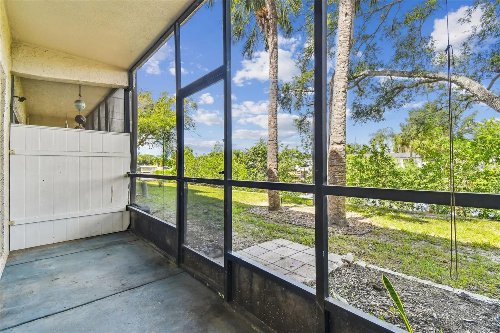 9115 Tudor Drive Tampa FL 33615