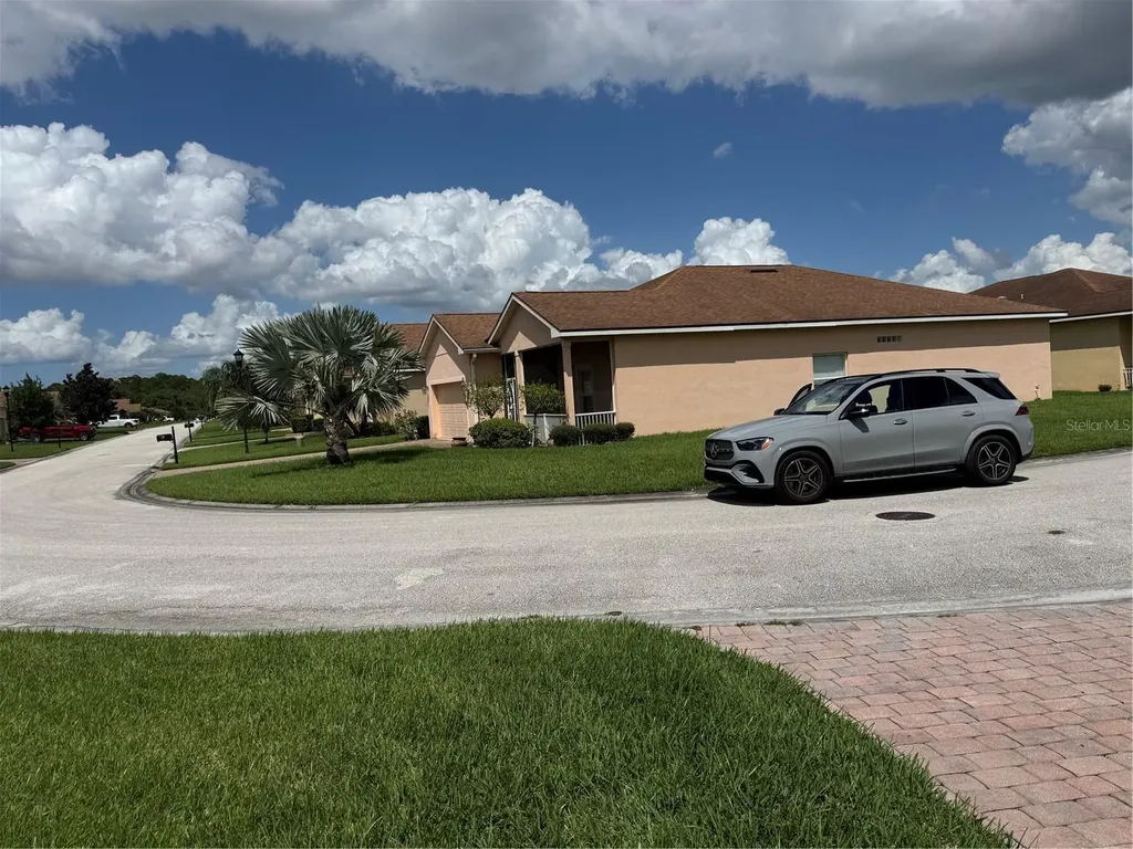 2470 Salzburg Loop Winter Haven FL 33884