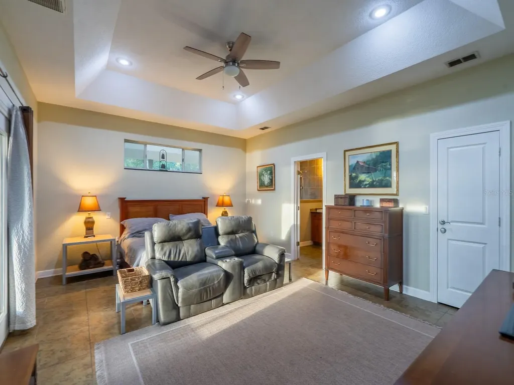 25212 E Highway 316 Salt Springs FL 32134
