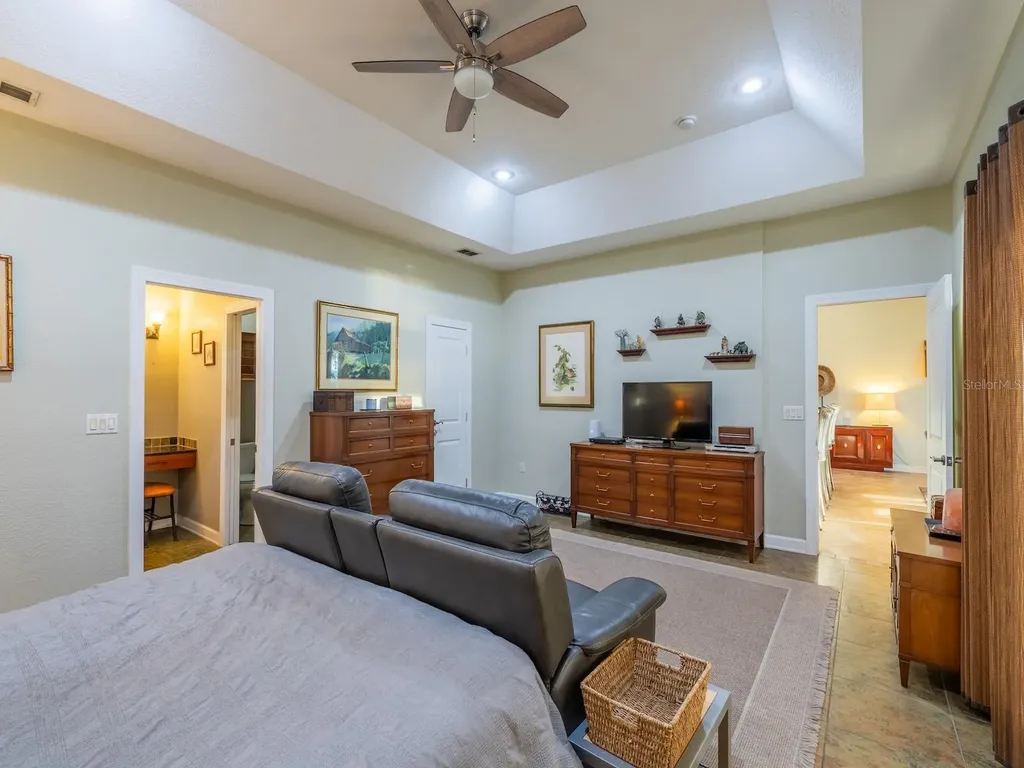 25212 E Highway 316 Salt Springs FL 32134