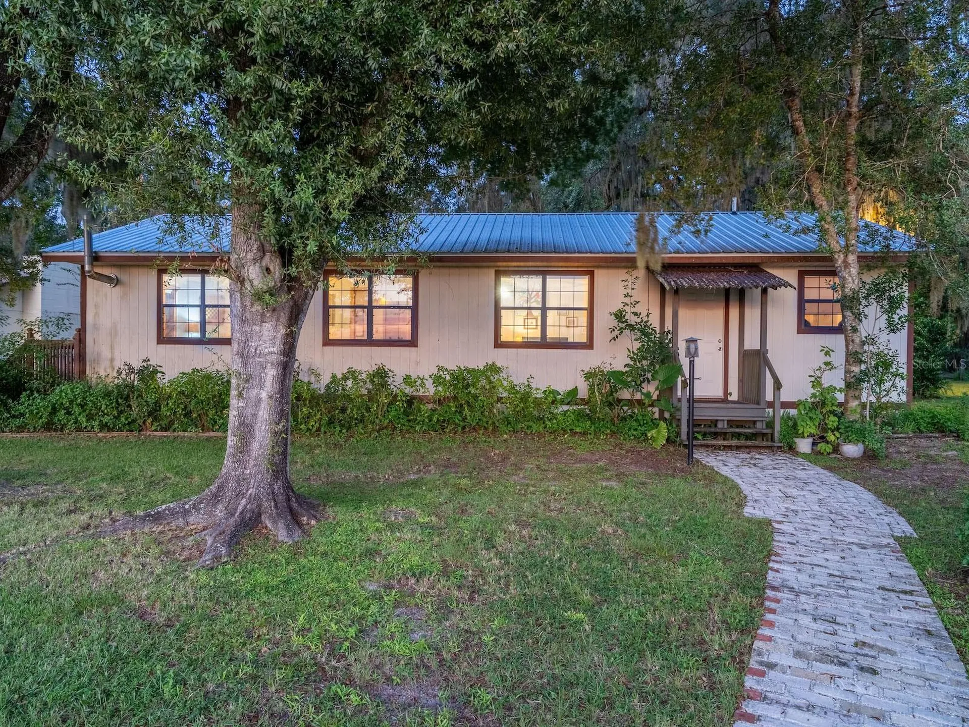 25212 E Highway 316 Salt Springs FL 32134