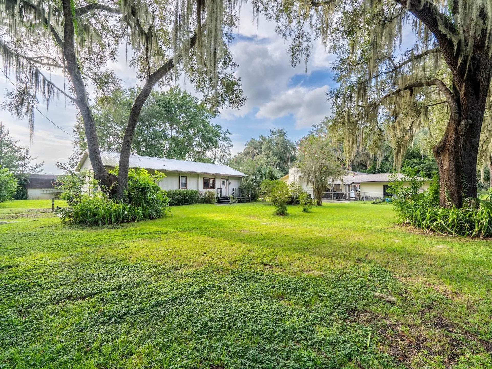 25212 E Highway 316 Salt Springs FL 32134