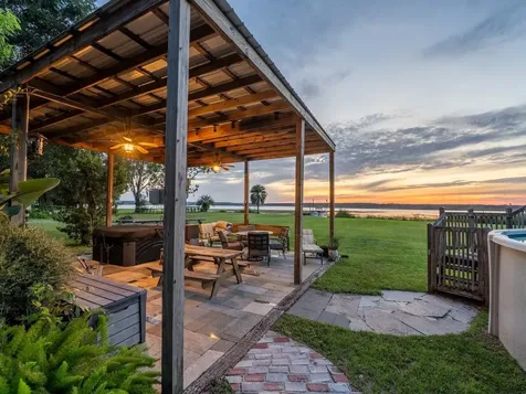 25212 E Highway 316 Salt Springs FL 32134