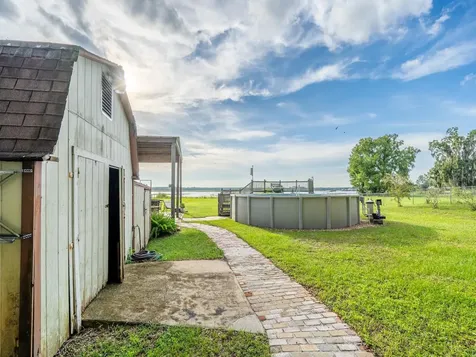 25212 E Highway 316 Salt Springs FL 32134