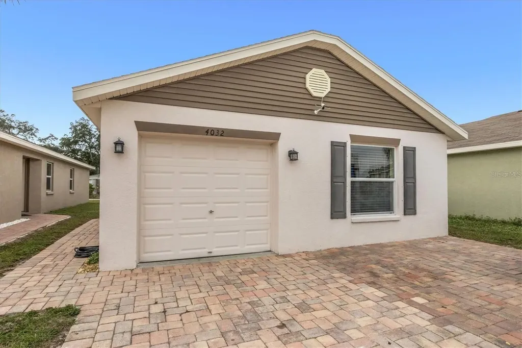 12847 SW Phoenix Drive Port St Lucie FL 34987