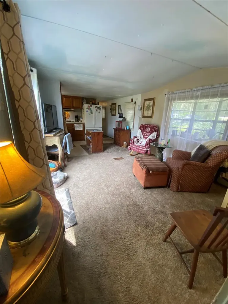 148 Swan Lake Drive Melrose FL 32666
