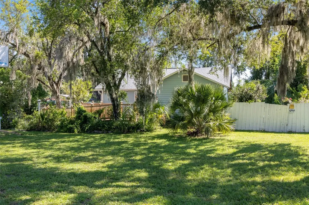 1703 NE 8th Road Ocala FL 34470