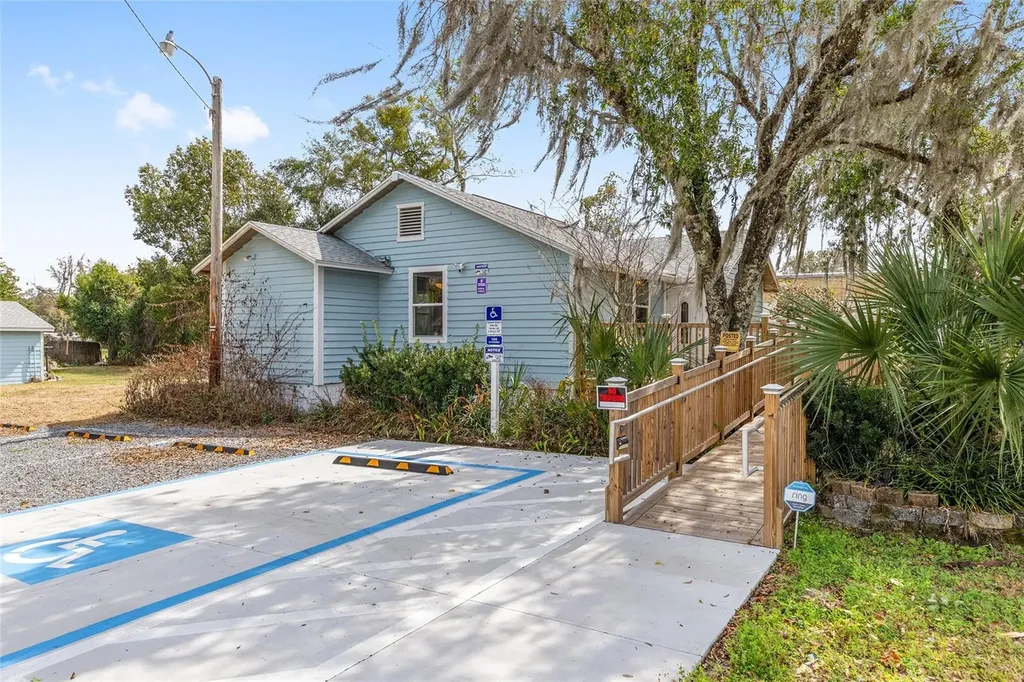 1703 NE 8th Road Ocala FL 34470
