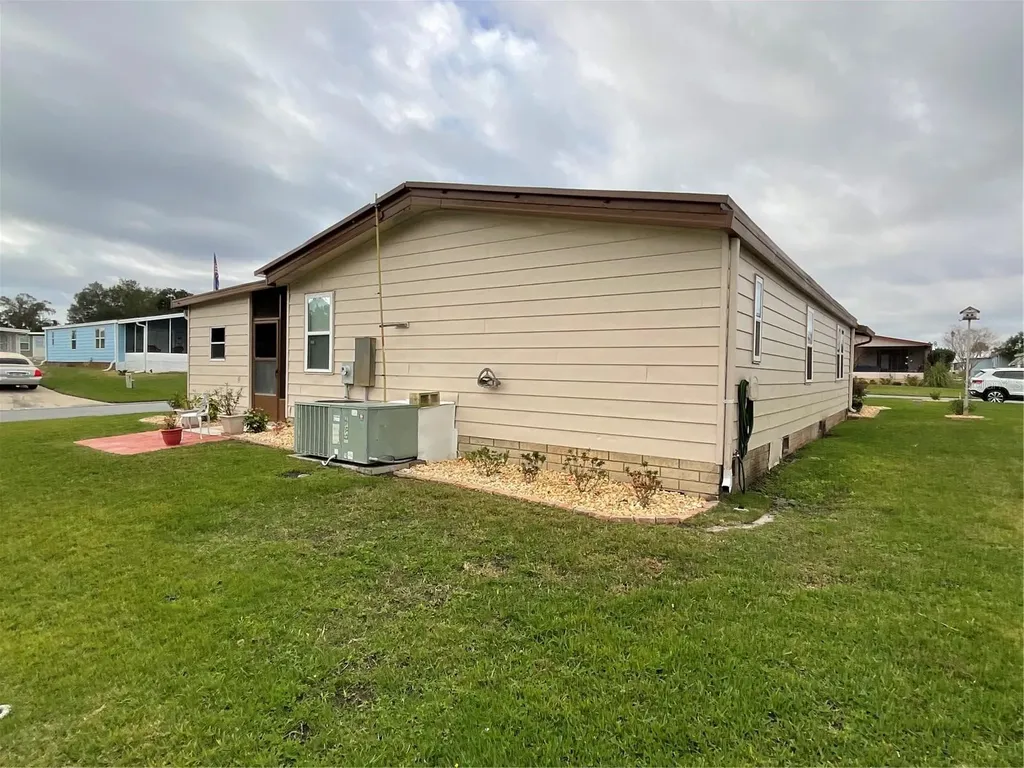 2338 Conestoga Drive Leesburg FL 34748
