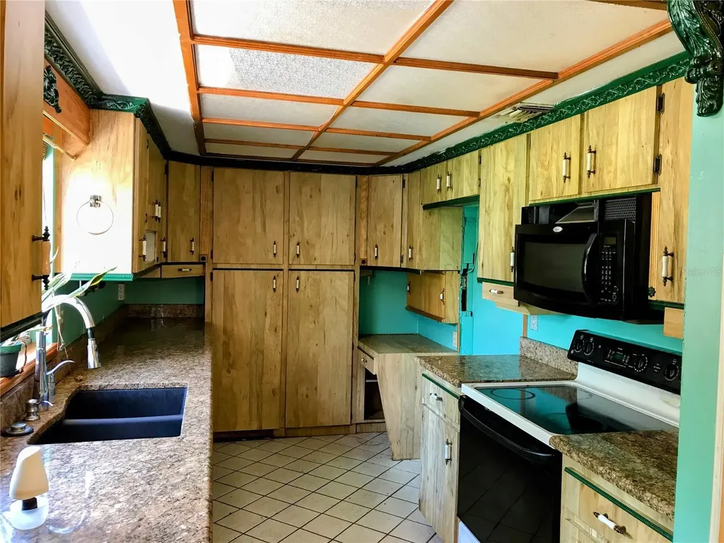 3750 Dovehollow Drive Lakeland FL 33812