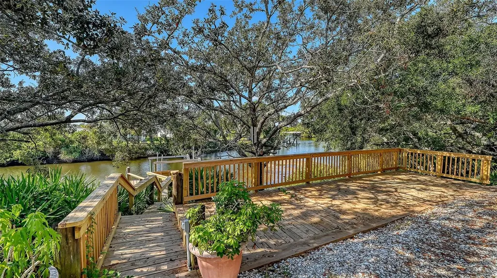 5402 60th Street E Bradenton FL 34203