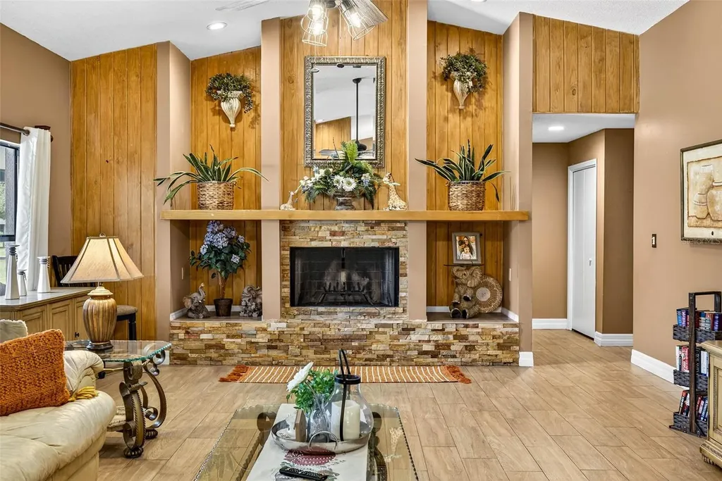 8410 W Knights Griffin Road Plant City FL 33565