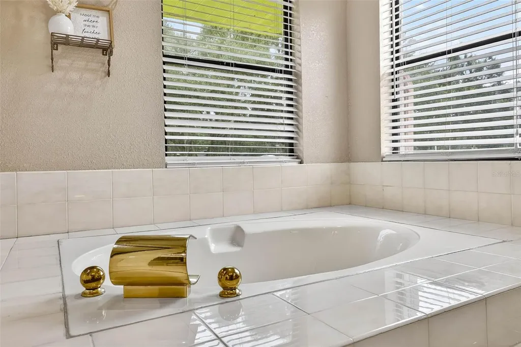 8410 W Knights Griffin Road Plant City FL 33565