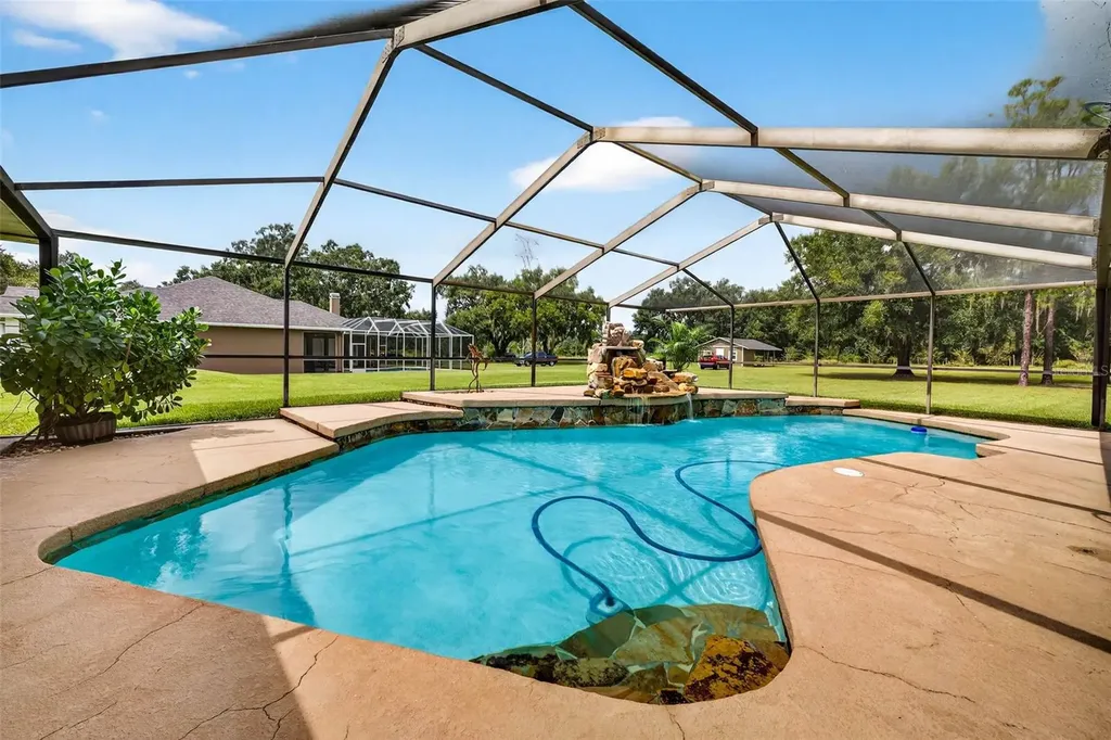 8410 W Knights Griffin Road Plant City FL 33565