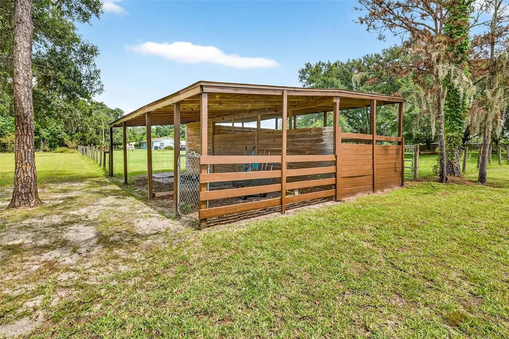 8410 W Knights Griffin Road Plant City FL 33565