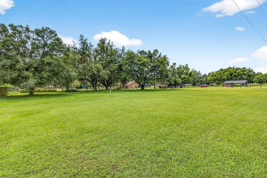 8410 W Knights Griffin Road Plant City FL 33565