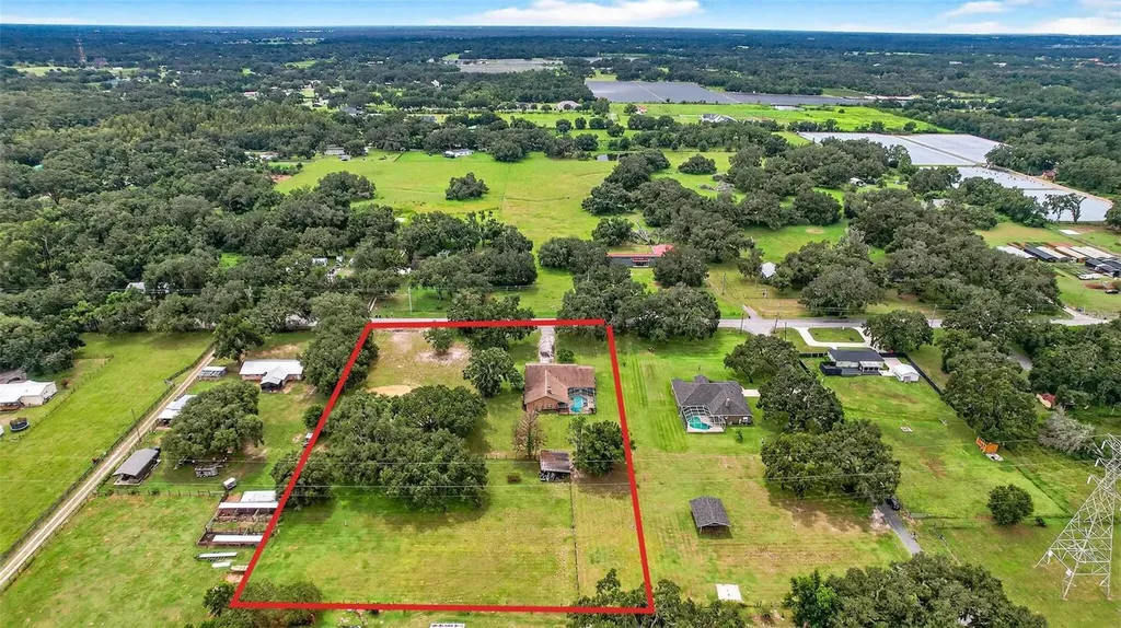 8410 W Knights Griffin Road Plant City FL 33565