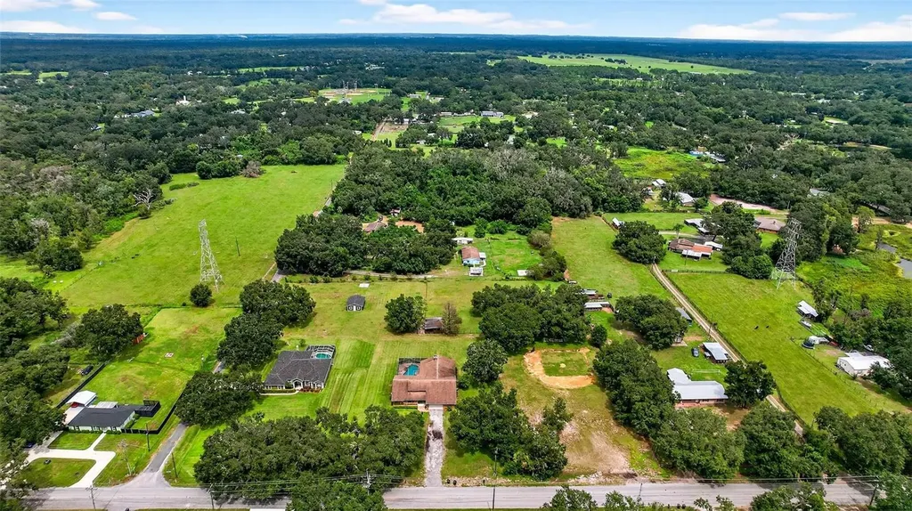 8410 W Knights Griffin Road Plant City FL 33565