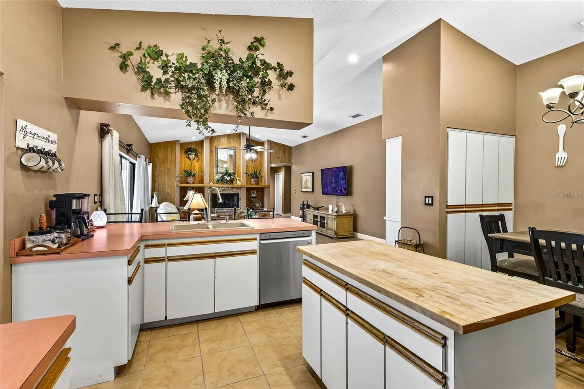 8410 W Knights Griffin Road Plant City FL 33565