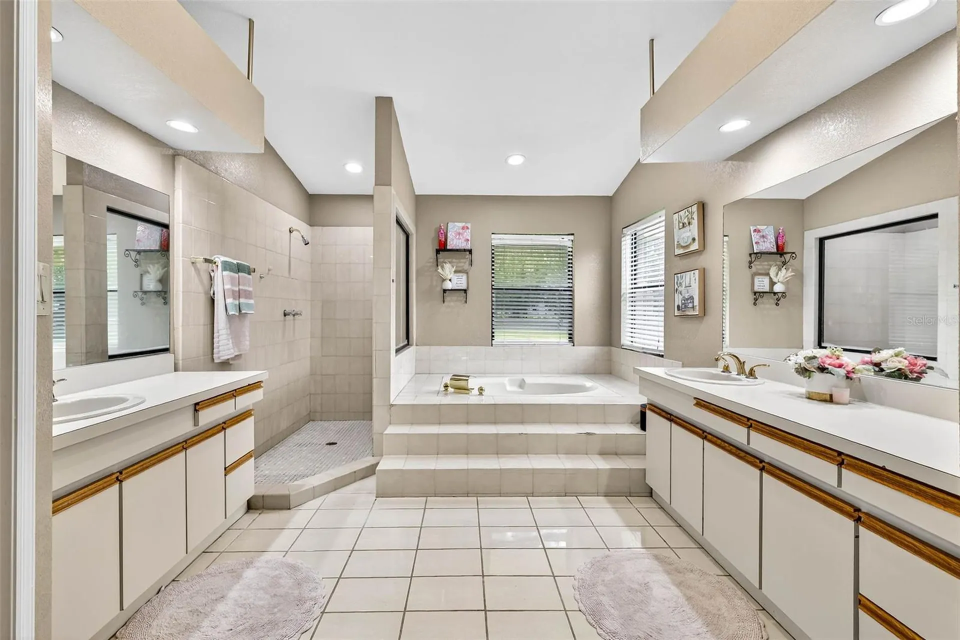 8410 W Knights Griffin Road Plant City FL 33565