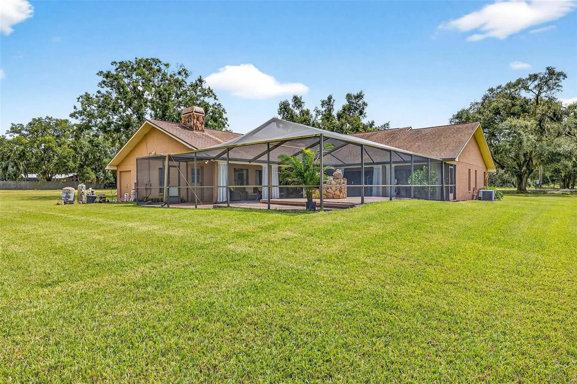 8410 W Knights Griffin Road Plant City FL 33565