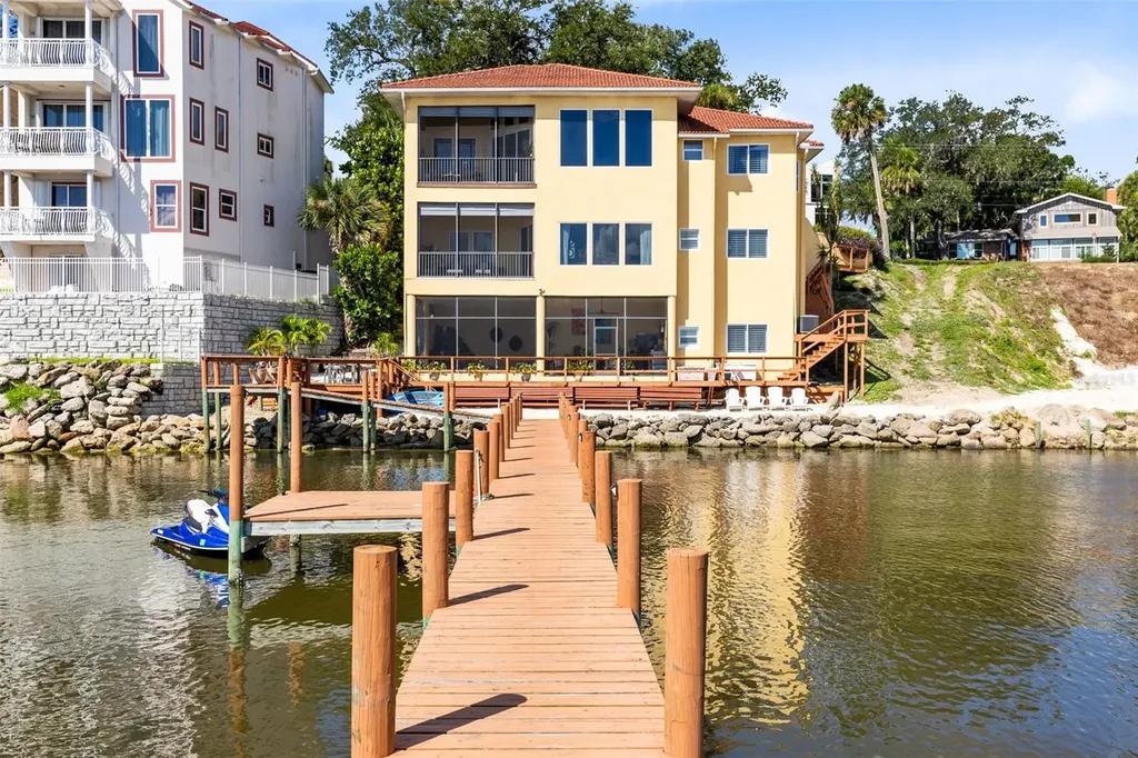 2636 N Indian River Drive Cocoa FL 32922