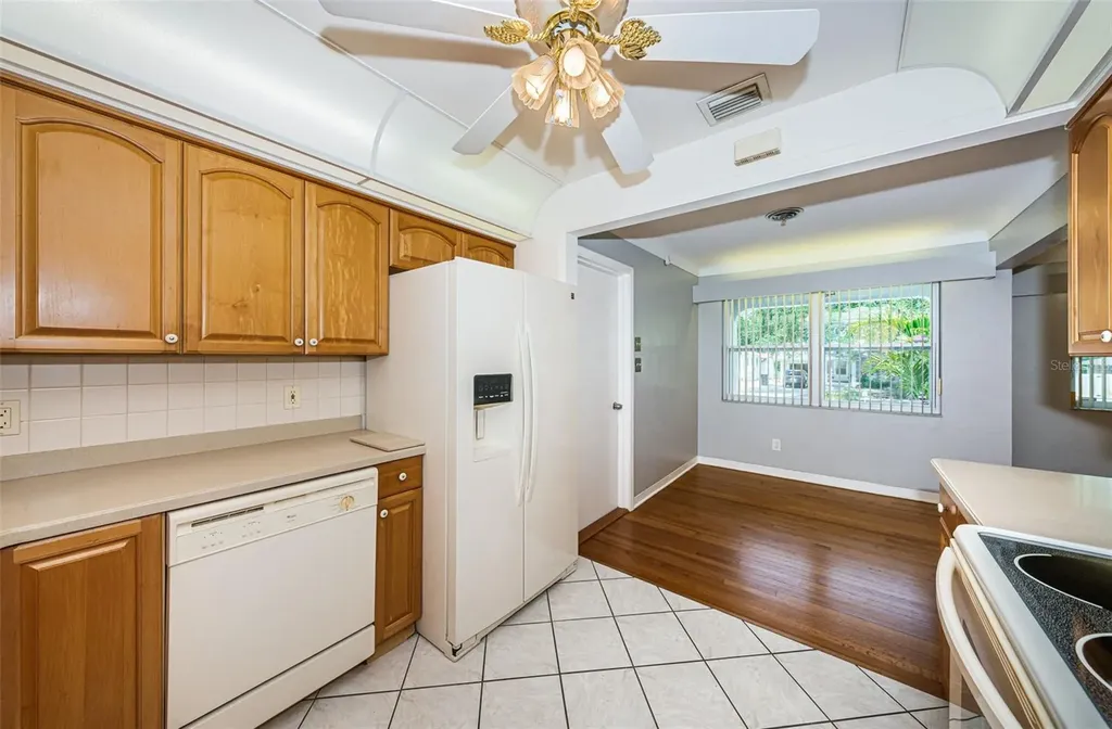 2110 57th Avenue N St Petersburg FL 33714