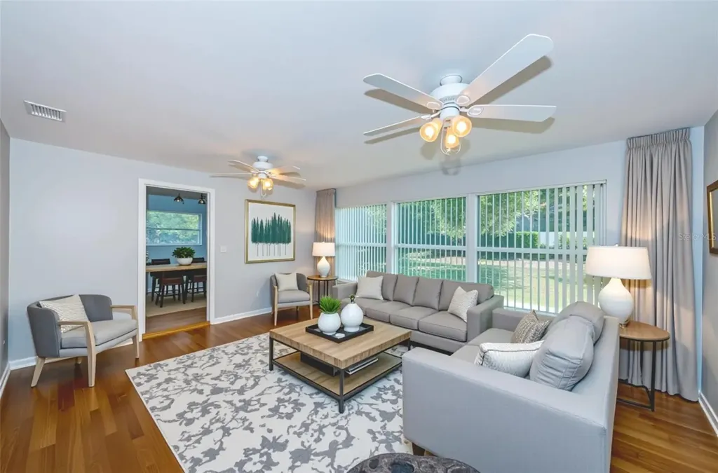 2110 57th Avenue N St Petersburg FL 33714