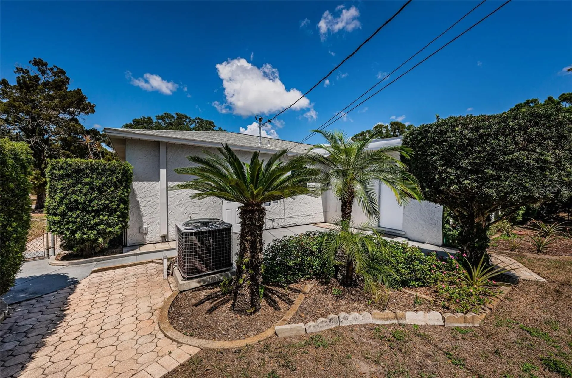 2110 57th Avenue N St Petersburg FL 33714