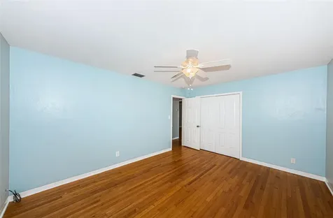 2110 57th Avenue N St Petersburg FL 33714