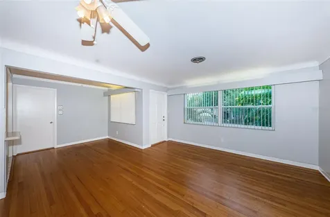 2110 57th Avenue N St Petersburg FL 33714