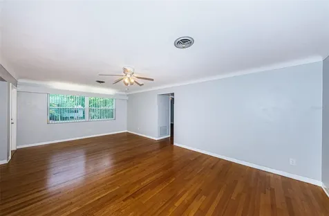 2110 57th Avenue N St Petersburg FL 33714