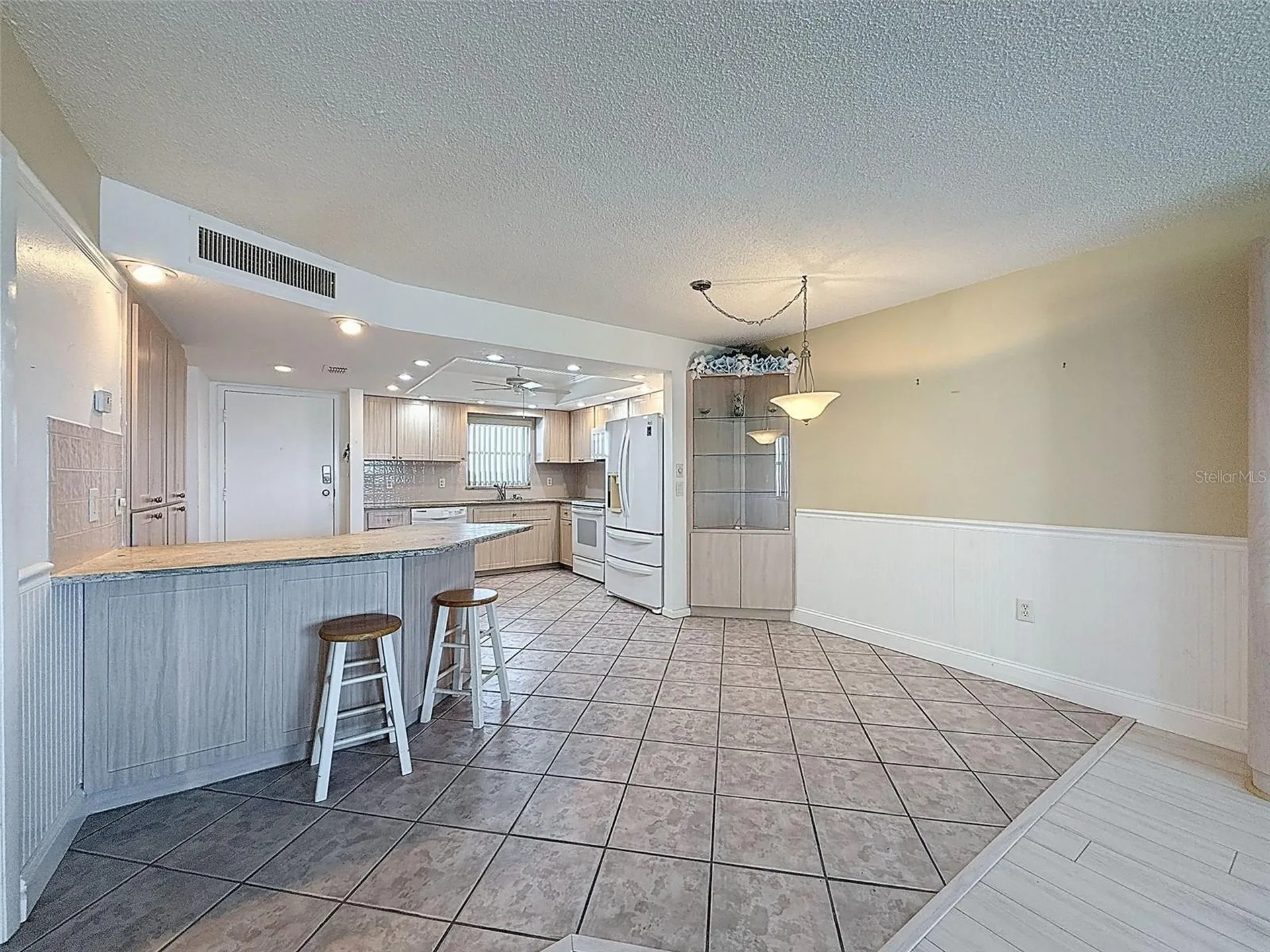 4550 Cove Circle St Petersburg FL 33708