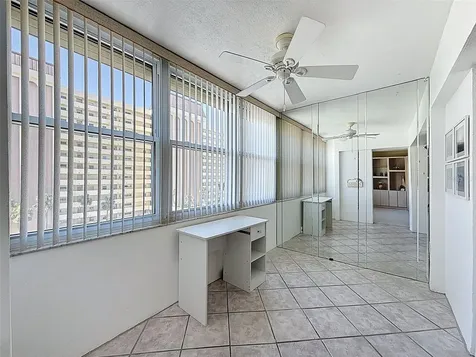 4550 Cove Circle St Petersburg FL 33708