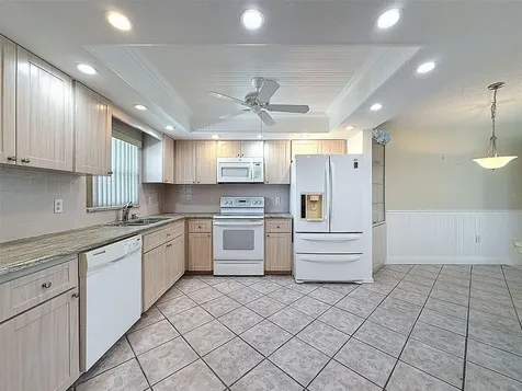 4550 Cove Circle St Petersburg FL 33708