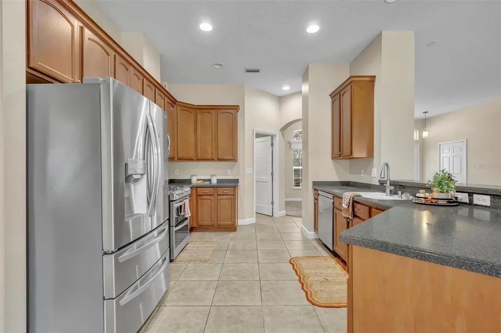 8923 Bridgeport Bay Circle Mount Dora FL 32757