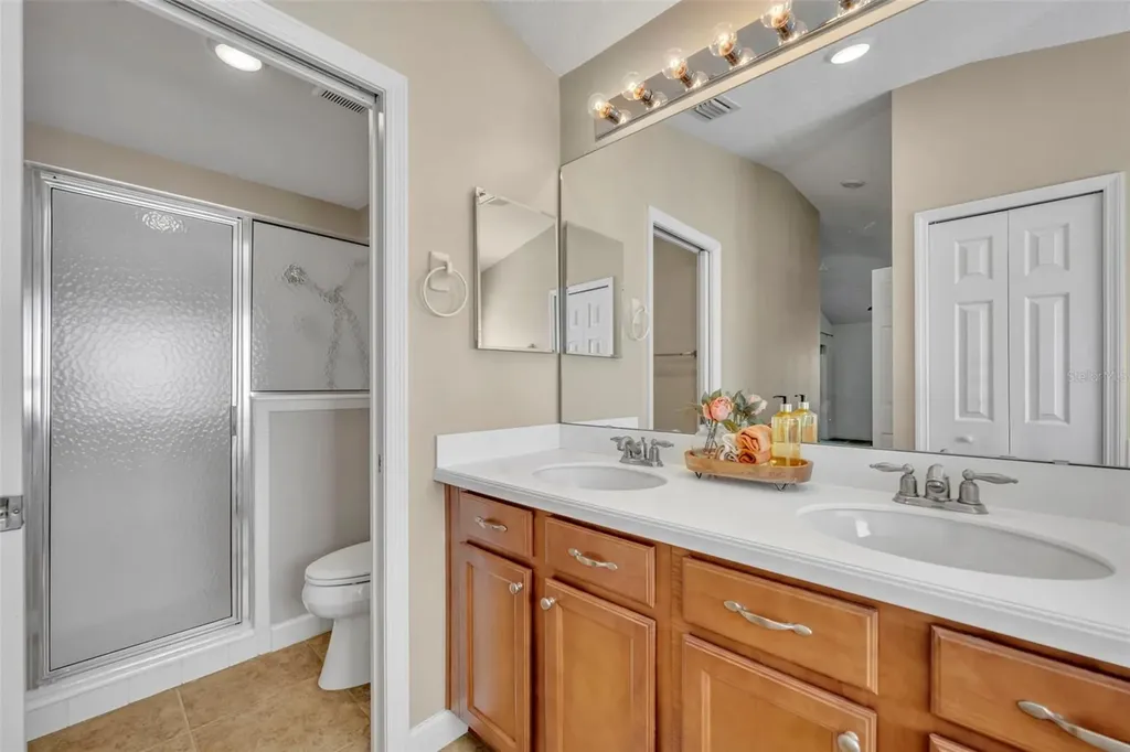 8923 Bridgeport Bay Circle Mount Dora FL 32757