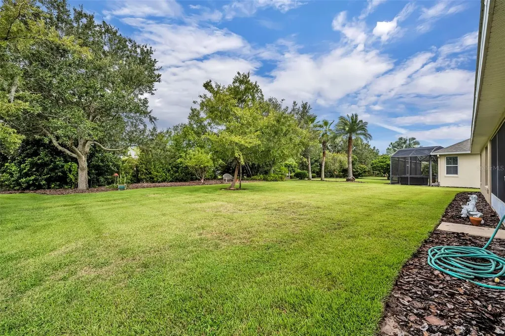 8923 Bridgeport Bay Circle Mount Dora FL 32757